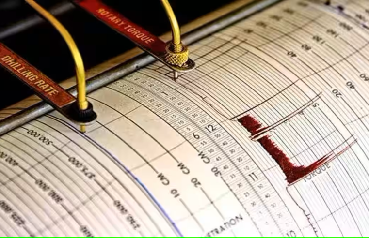 भुकंप के तेज झटके से हिला दिल्ली- एनसीआर, 5.6 मापी गई तीव्रता