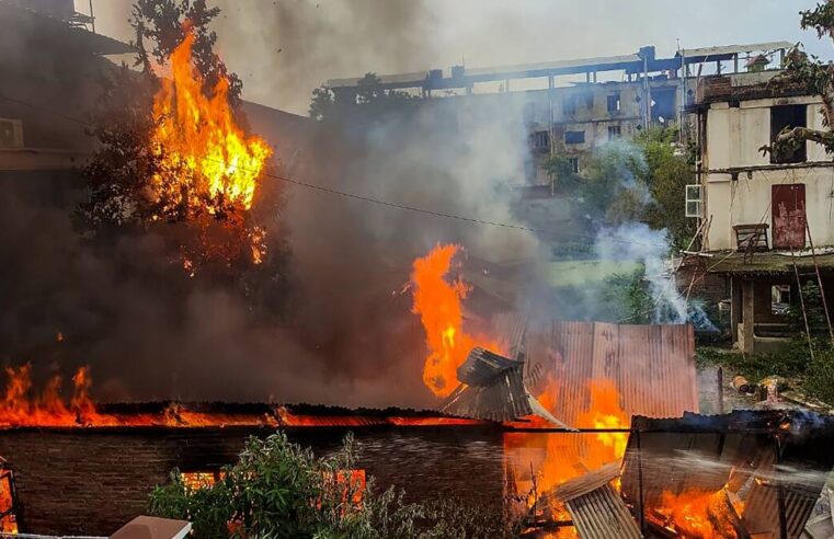 मणिपुर हिंसा मामले में सुप्रीम कोर्ट सख्त, 2 महीने में जांच रिपोर्ट सौंपने का दिया लिखित आदेश