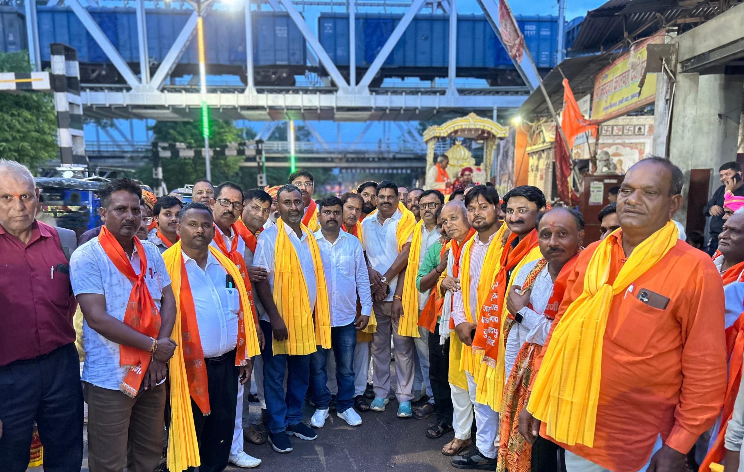 Uttar Pradesh Agra : देवी श्री नारायणी शोभायात्रा 2025: 51 झांकियों के साथ भक्ति और एकजुटता का अद्भुत संगम