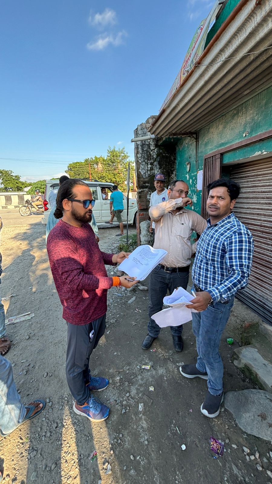 Uttarakhand Lalkuan News : लालकुआं मोटाहल्दू जमीन अधिग्रहण पर बवाल: क्षेत्रीय जनता ने किया भारी विरोध, चेतावनी दी आंदोलन की