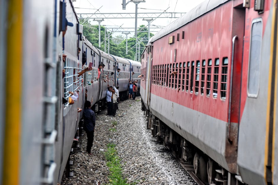 Video: Fire breaks out in Hyderabad-Jaipur train at Nampally railway station – The Siasat Daily
